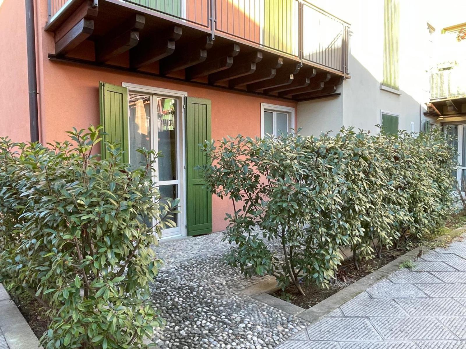 Dimora San Giulio Apartment Bonate Sotto Екстериор снимка